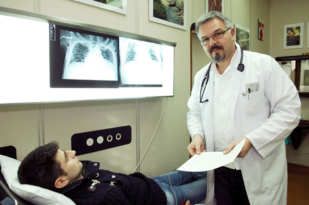 Висока температура диже пулс изнад